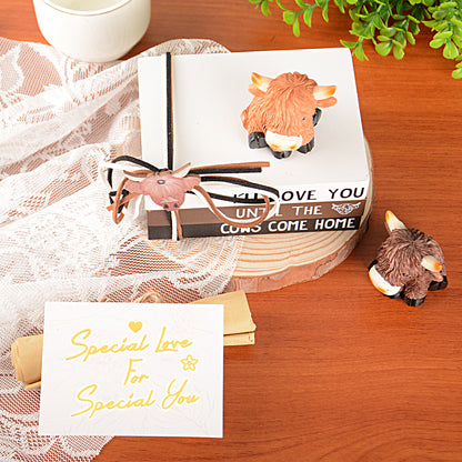 Highland Cow Decor Highland Cow Figurine Brown Scottish Highland Cow, Lifelike Highland Cow Statue Ornament Gifts for Cow Lover Cow Decoration Bathroom Office Nursery Desk