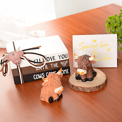 Highland Cow Decor Highland Cow Figurine Brown Scottish Highland Cow, Lifelike Highland Cow Statue Ornament Gifts for Cow Lover Cow Decoration Bathroom Office Nursery Desk