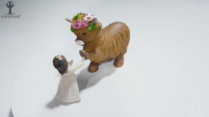 Highland Cow Decor Highland Cow Figurine - Spring Highland Cow Gifts for Women Girls Outdoor Garden Statue, Rustic Highlander Cow Ornaments Hamish Highland Cows Statue Farmhouse Kitchen Outdoor Decor